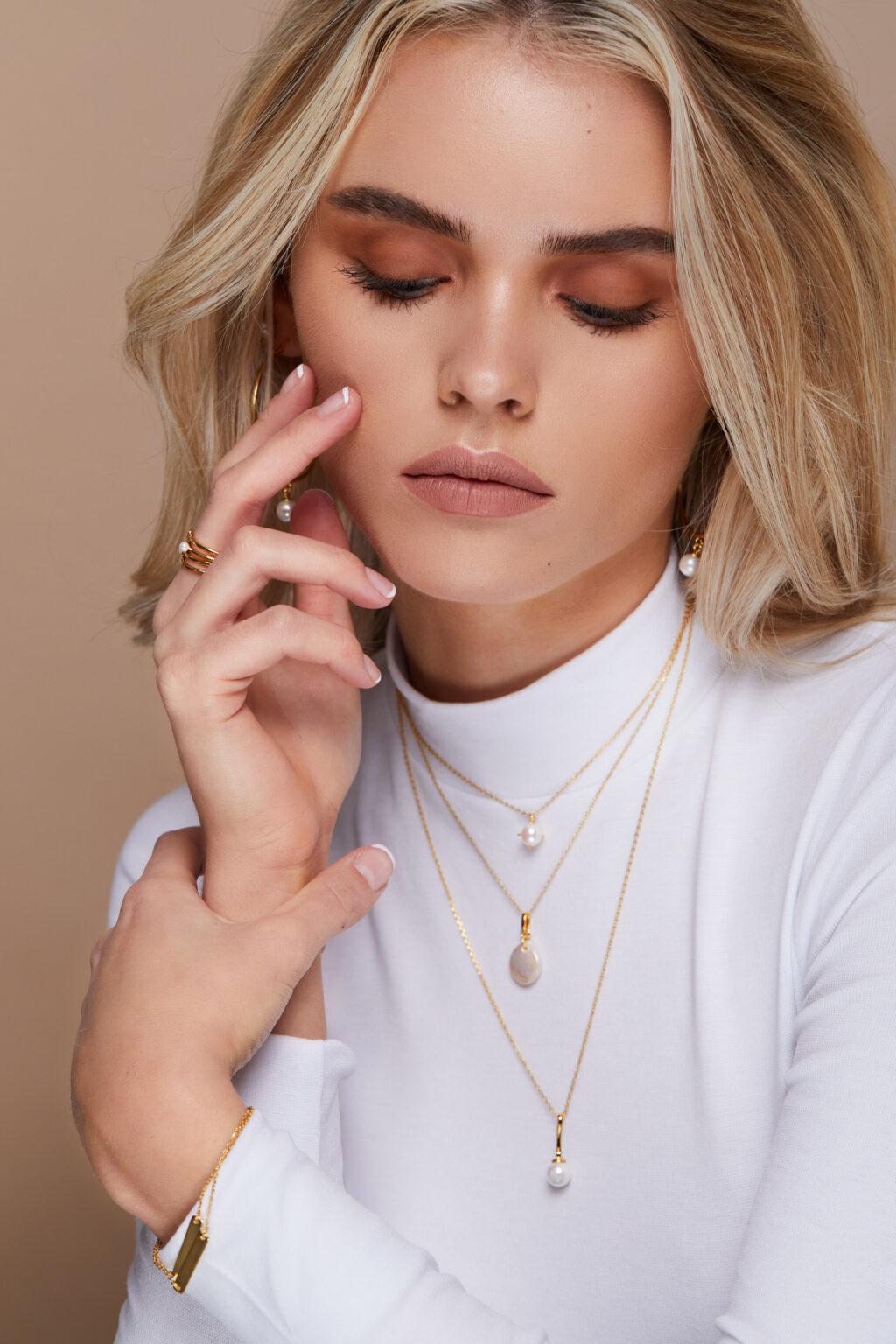 Pearl Drop Necklace Irum Atlas