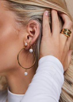 Earring Cover Homepage